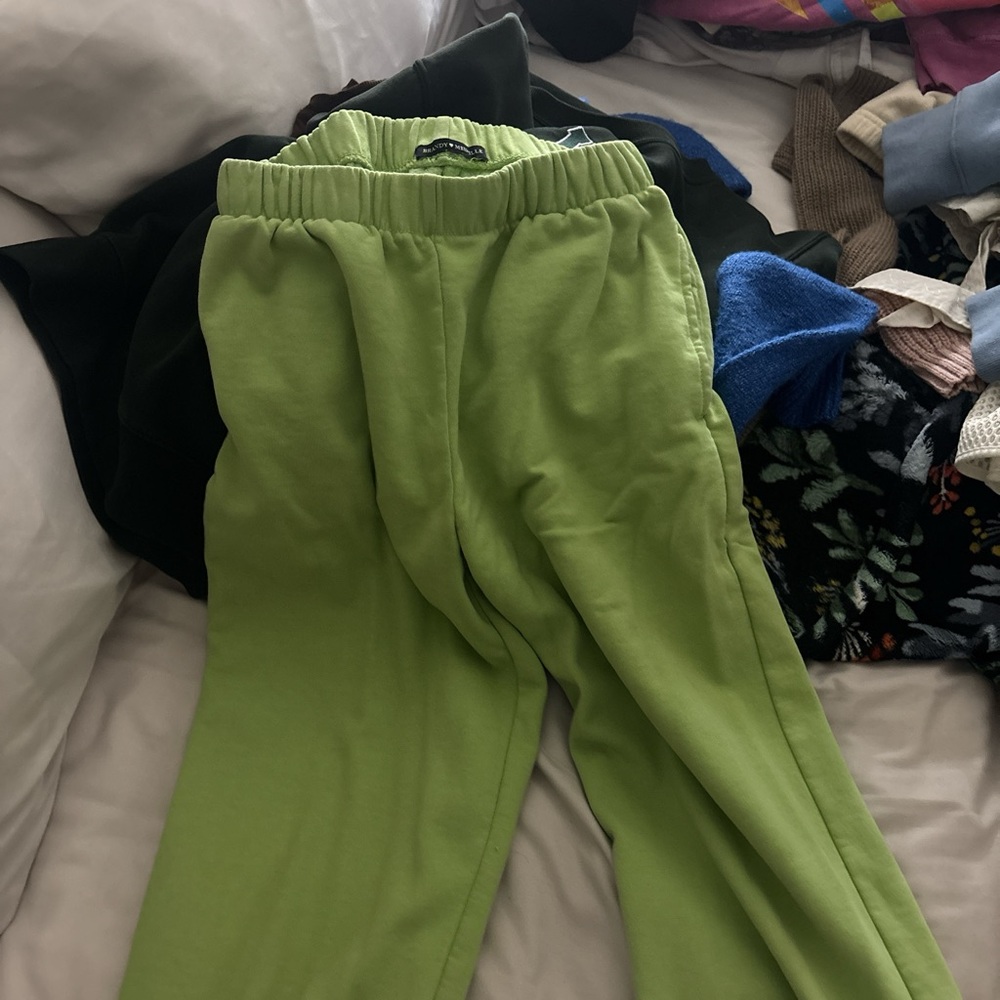 Brandy Melville Green Joggers Elastic Waistband Soft Fabric